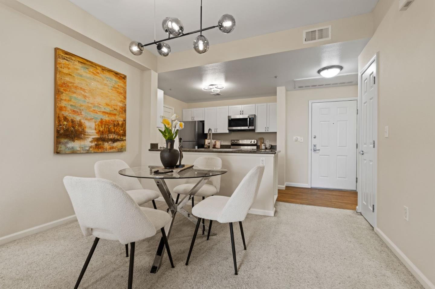 Detail Gallery Image 5 of 34 For 1550 Technology Dr #2122,  San Jose,  CA 95110 - 2 Beds | 2 Baths