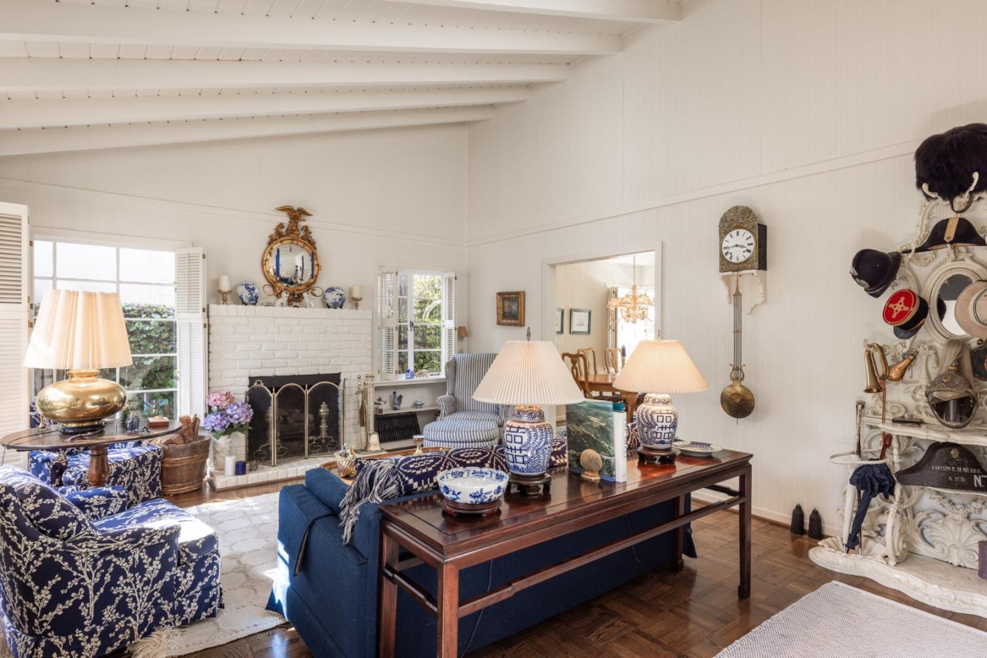Detail Gallery Image 10 of 24 For 0 Lincoln 3 Nw of 11th, Carmel,  CA 93921 - 2 Beds | 2 Baths