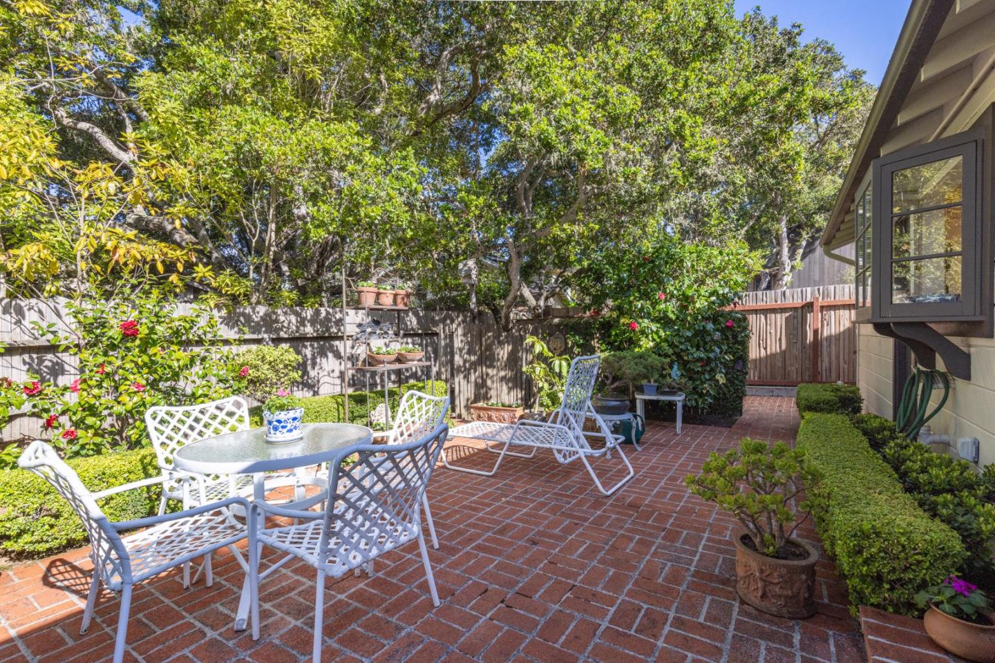 Detail Gallery Image 22 of 24 For 0 Lincoln 3 Nw of 11th, Carmel,  CA 93921 - 2 Beds | 2 Baths