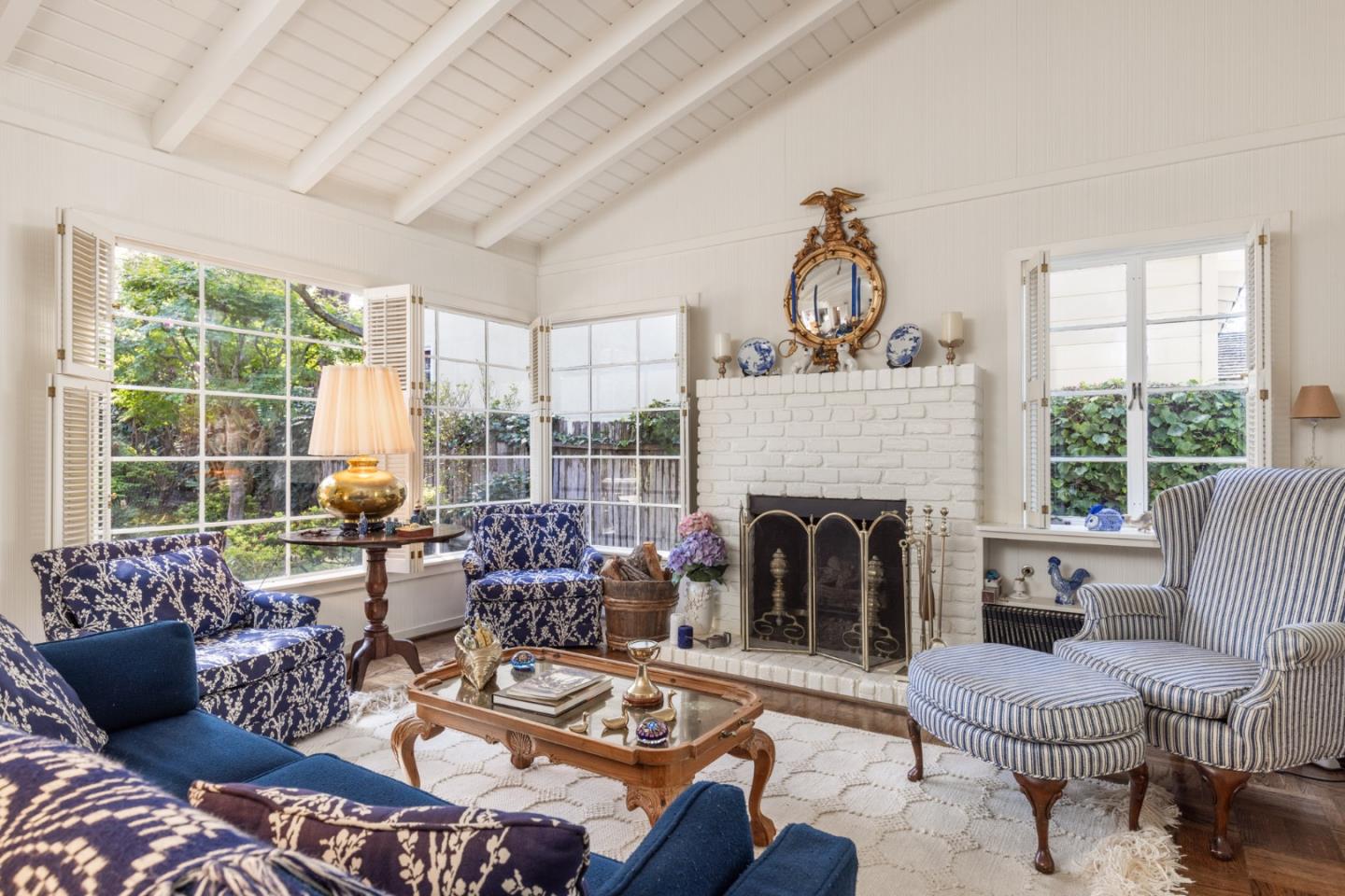 Detail Gallery Image 9 of 24 For 0 Lincoln 3 Nw of 11th, Carmel,  CA 93921 - 2 Beds | 2 Baths