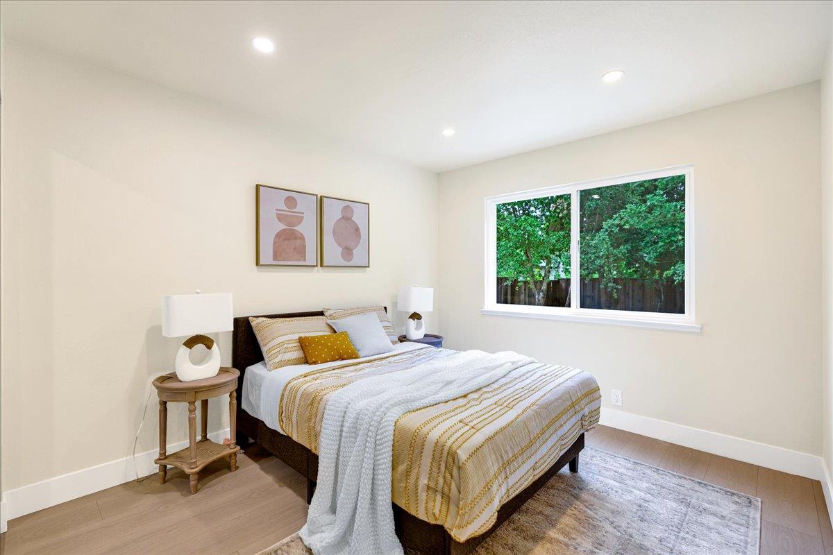 Detail Gallery Image 32 of 61 For 6586 Woodcliff Ct, San Jose,  CA 95120 - 5 Beds | 3 Baths