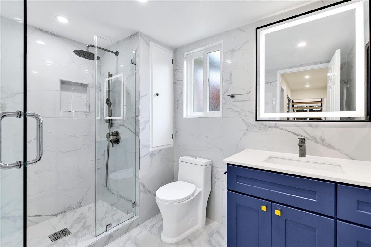 Detail Gallery Image 34 of 61 For 6586 Woodcliff Ct, San Jose,  CA 95120 - 5 Beds | 3 Baths