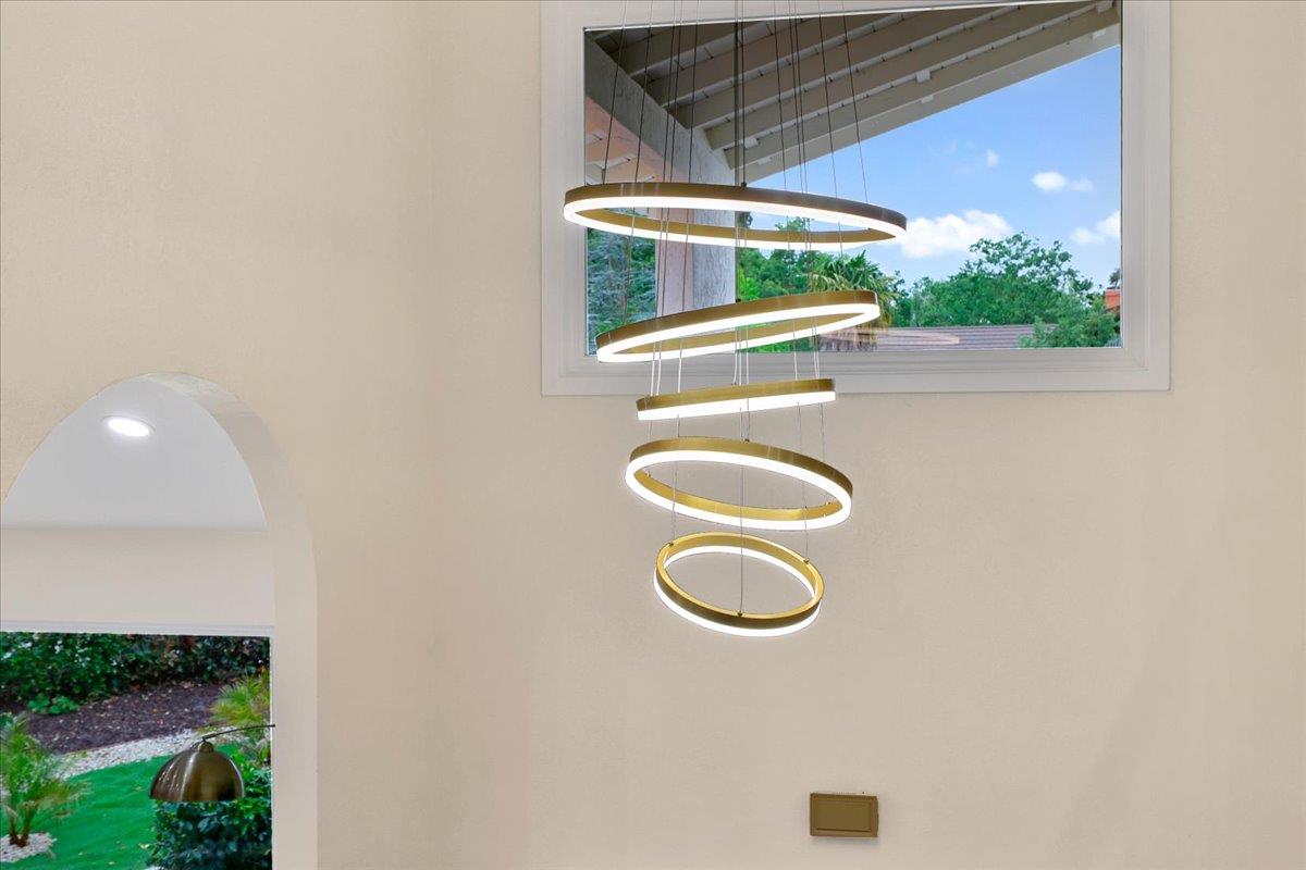 Detail Gallery Image 36 of 61 For 6586 Woodcliff Ct, San Jose,  CA 95120 - 5 Beds | 3 Baths