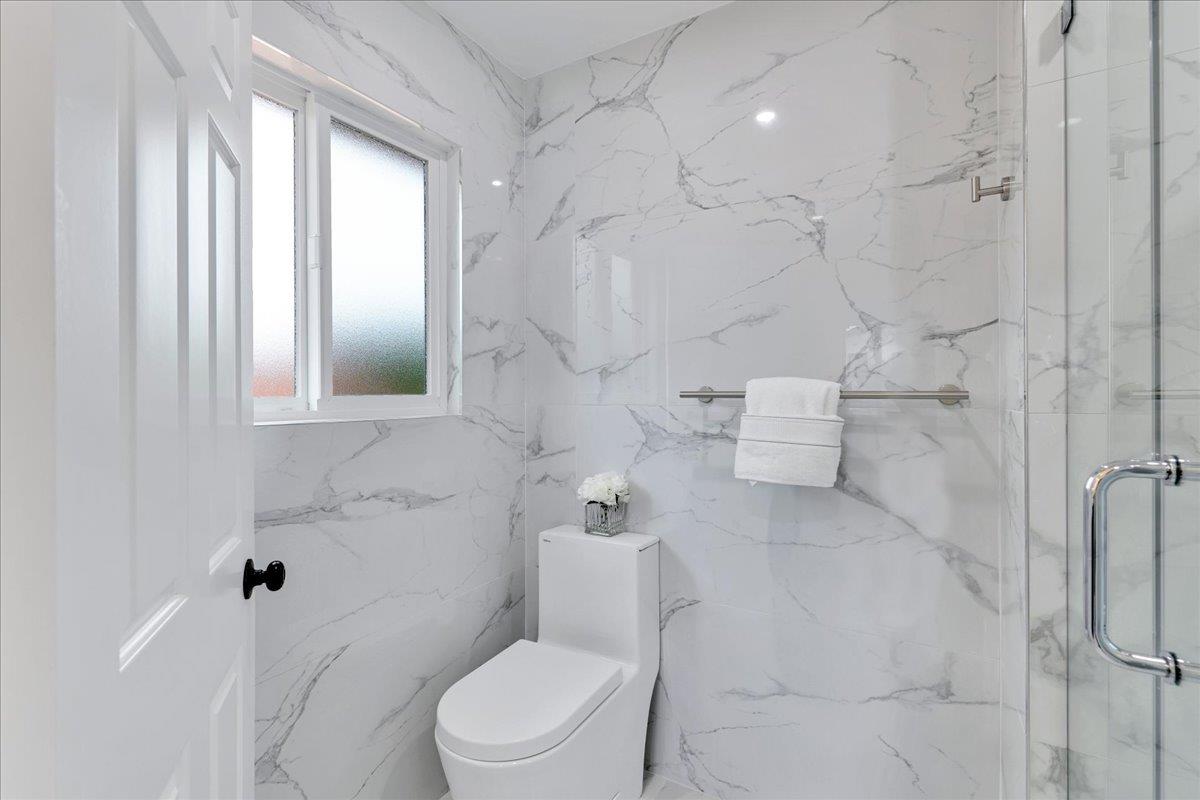 Detail Gallery Image 51 of 61 For 6586 Woodcliff Ct, San Jose,  CA 95120 - 5 Beds | 3 Baths