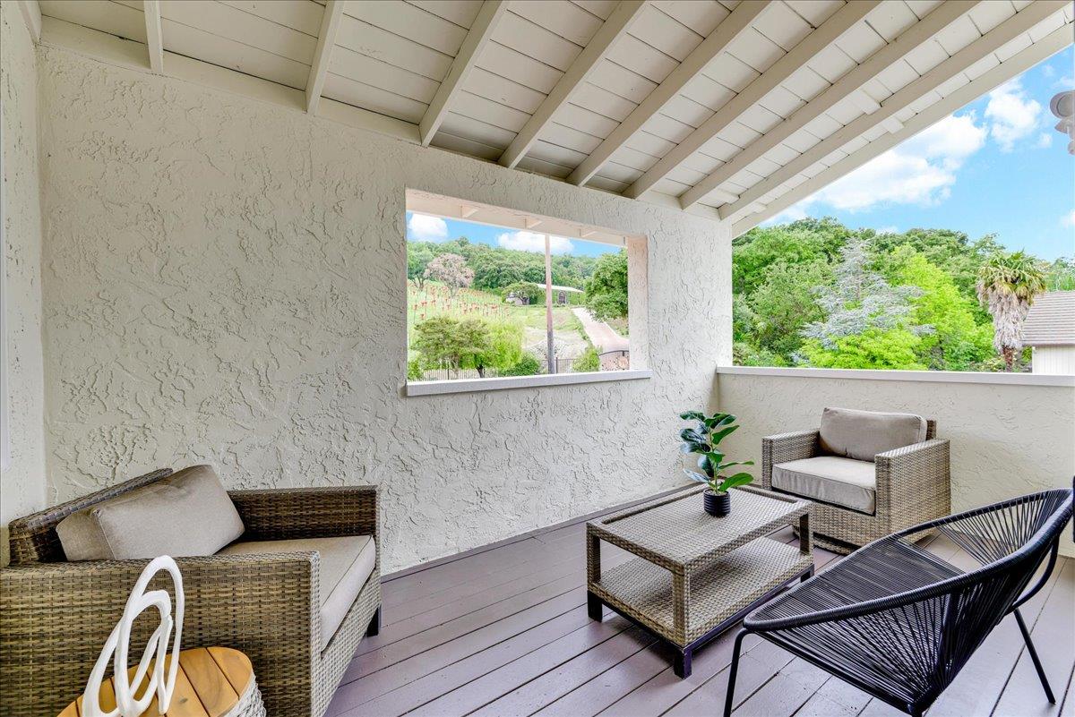 Detail Gallery Image 54 of 61 For 6586 Woodcliff Ct, San Jose,  CA 95120 - 5 Beds | 3 Baths