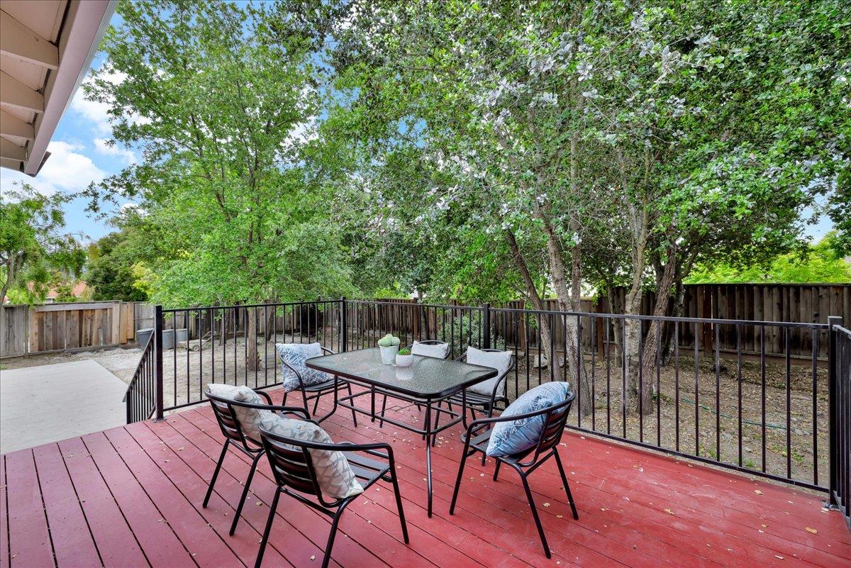 Detail Gallery Image 58 of 61 For 6586 Woodcliff Ct, San Jose,  CA 95120 - 5 Beds | 3 Baths