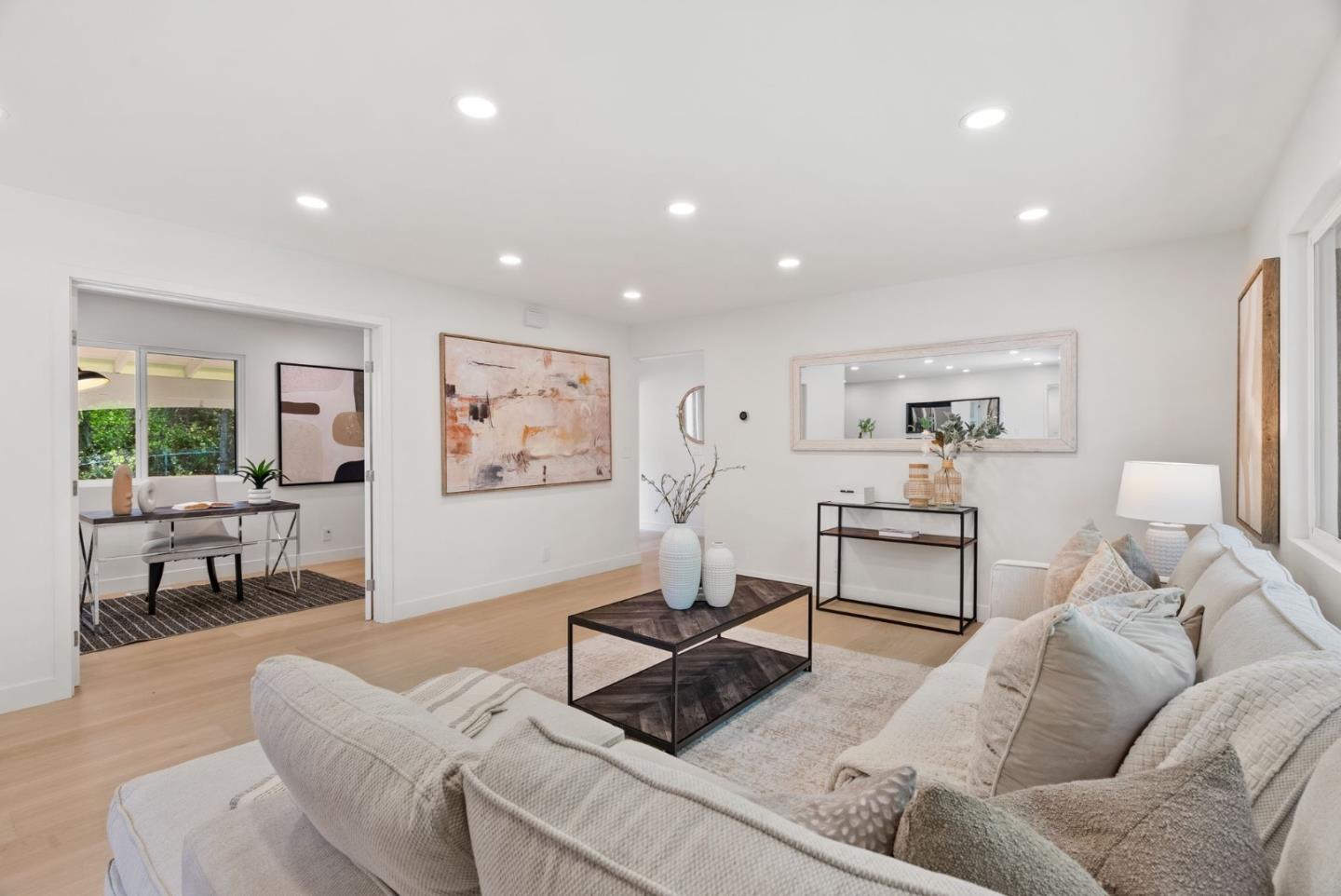 Detail Gallery Image 10 of 37 For 2344 Deodara Dr, Los Altos,  CA 94024 - 3 Beds | 2/1 Baths