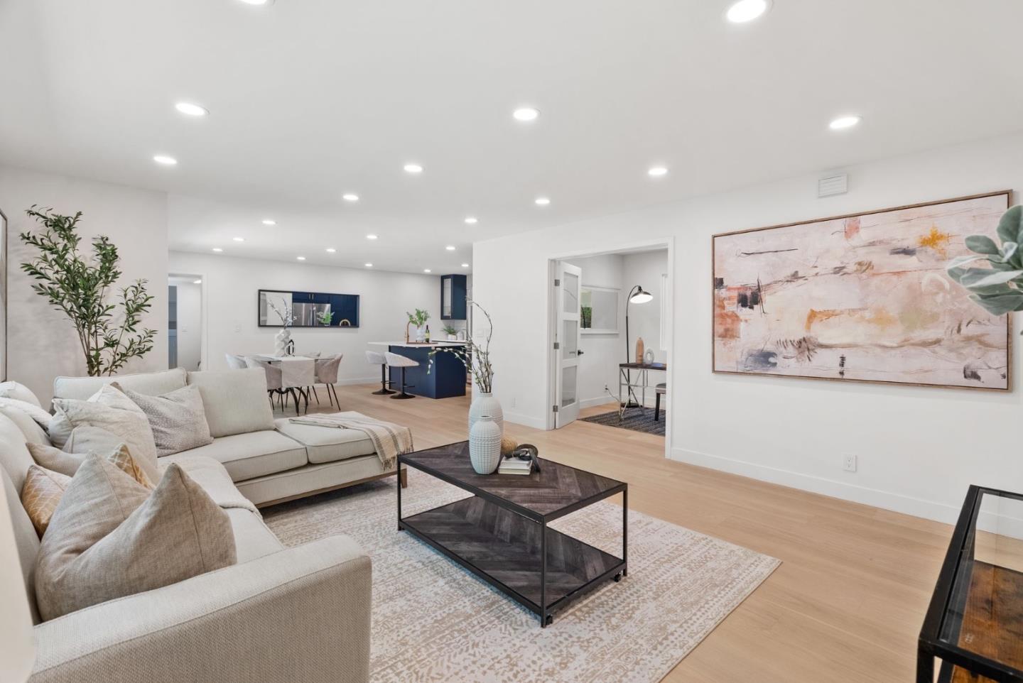 Detail Gallery Image 13 of 37 For 2344 Deodara Dr, Los Altos,  CA 94024 - 3 Beds | 2/1 Baths