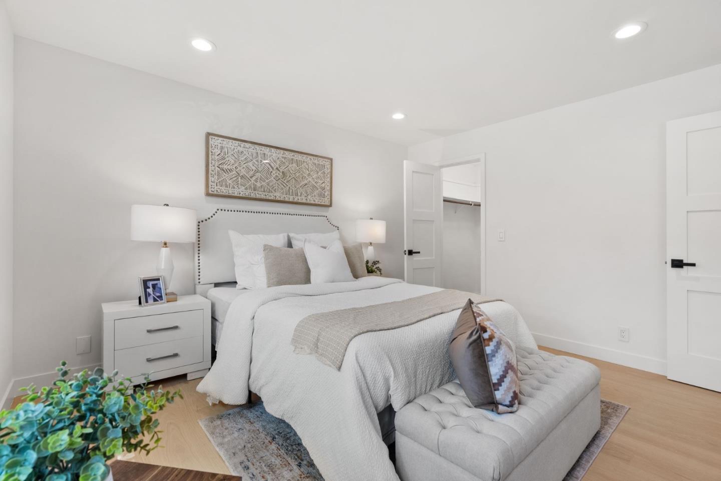 Detail Gallery Image 22 of 37 For 2344 Deodara Dr, Los Altos,  CA 94024 - 3 Beds | 2/1 Baths