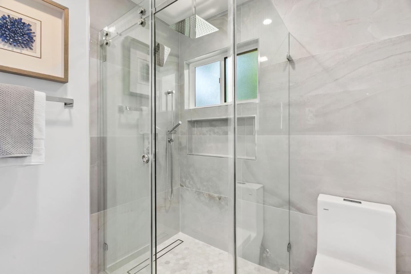 Detail Gallery Image 24 of 37 For 2344 Deodara Dr, Los Altos,  CA 94024 - 3 Beds | 2/1 Baths