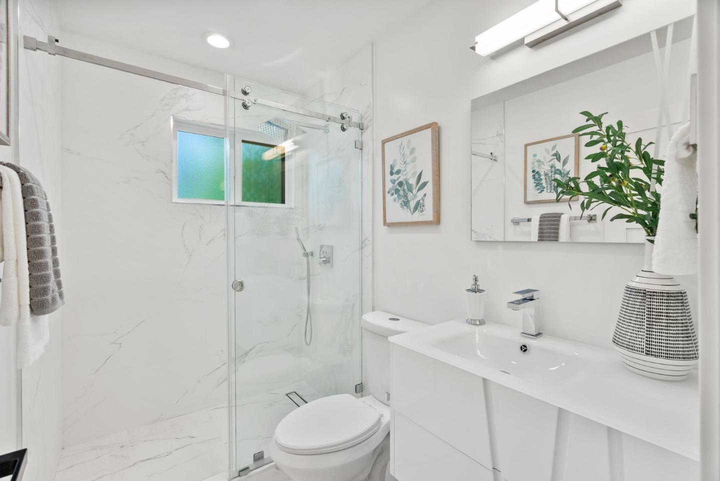Detail Gallery Image 27 of 37 For 2344 Deodara Dr, Los Altos,  CA 94024 - 3 Beds | 2/1 Baths
