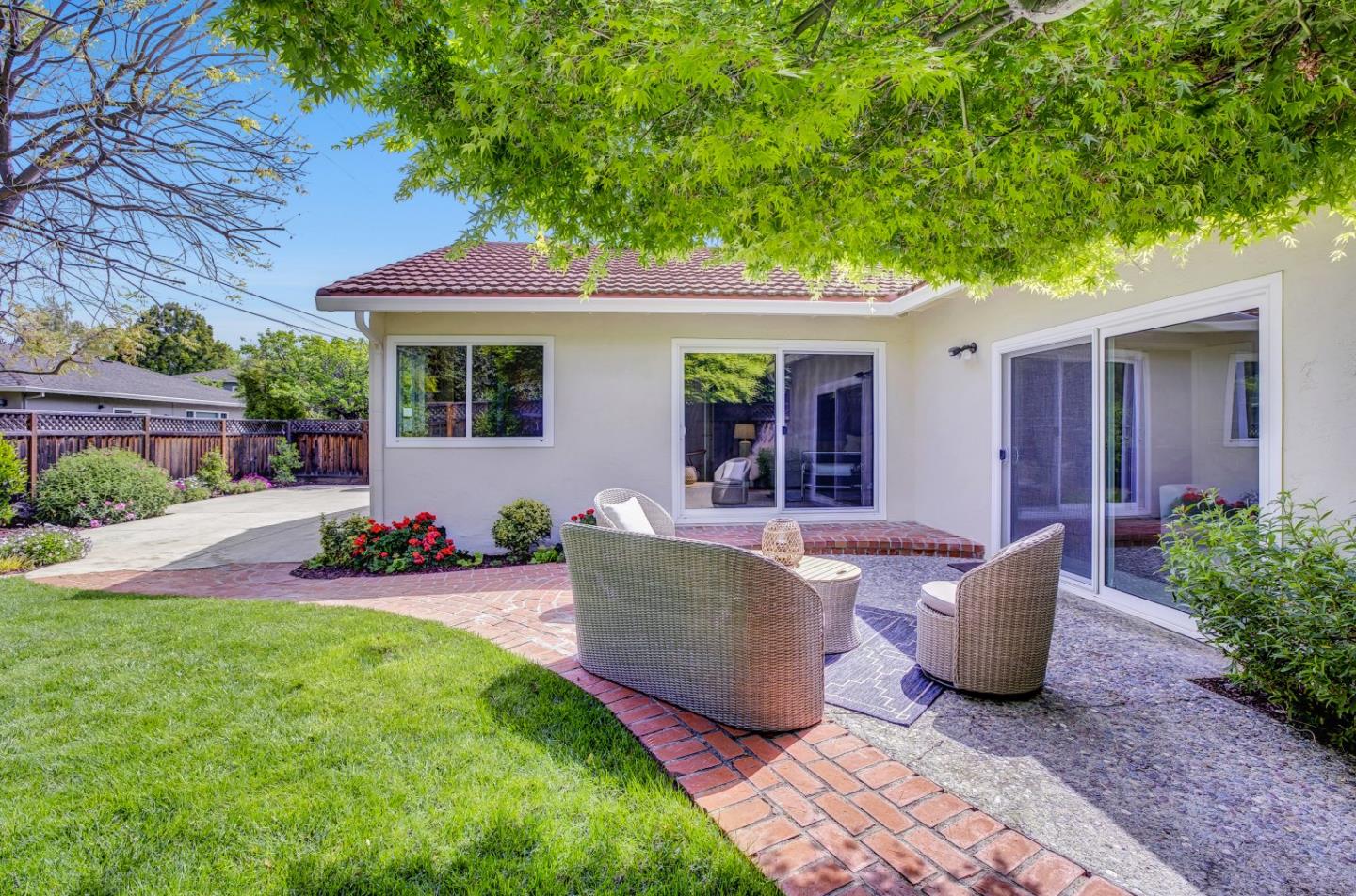 Detail Gallery Image 39 of 62 For 811 W Remington Dr, Sunnyvale,  CA 94087 - 4 Beds | 2 Baths