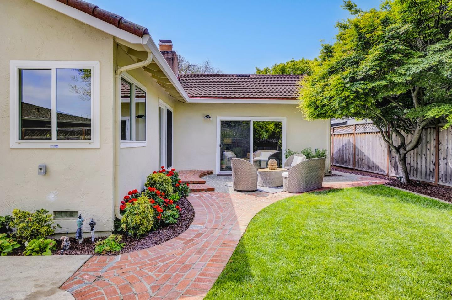Detail Gallery Image 42 of 62 For 811 W Remington Dr, Sunnyvale,  CA 94087 - 4 Beds | 2 Baths