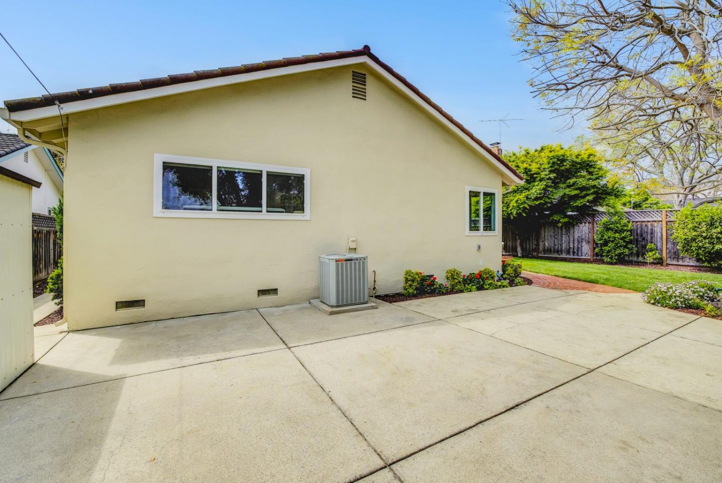 Detail Gallery Image 44 of 62 For 811 W Remington Dr, Sunnyvale,  CA 94087 - 4 Beds | 2 Baths