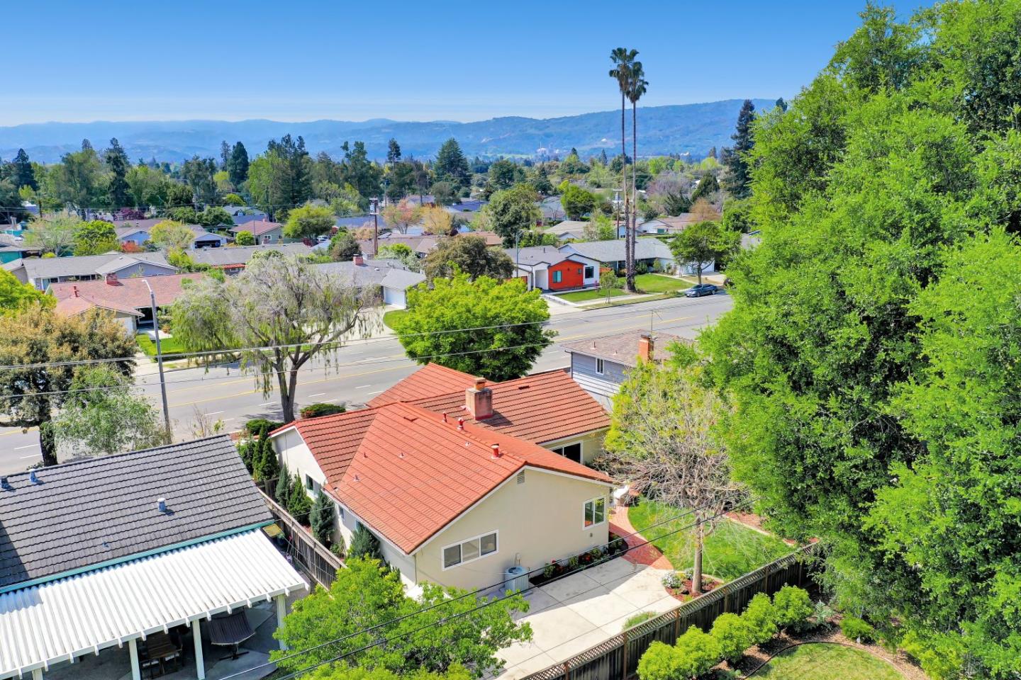 Detail Gallery Image 49 of 62 For 811 W Remington Dr, Sunnyvale,  CA 94087 - 4 Beds | 2 Baths