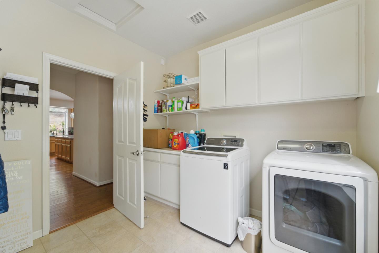 Detail Gallery Image 35 of 60 For 2102 Hillstone Dr, San Jose,  CA 95138 - 4 Beds | 3 Baths