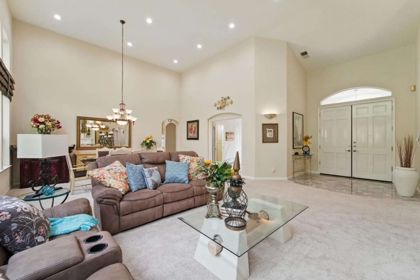 Detail Gallery Image 8 of 60 For 2102 Hillstone Dr, San Jose,  CA 95138 - 4 Beds | 3 Baths