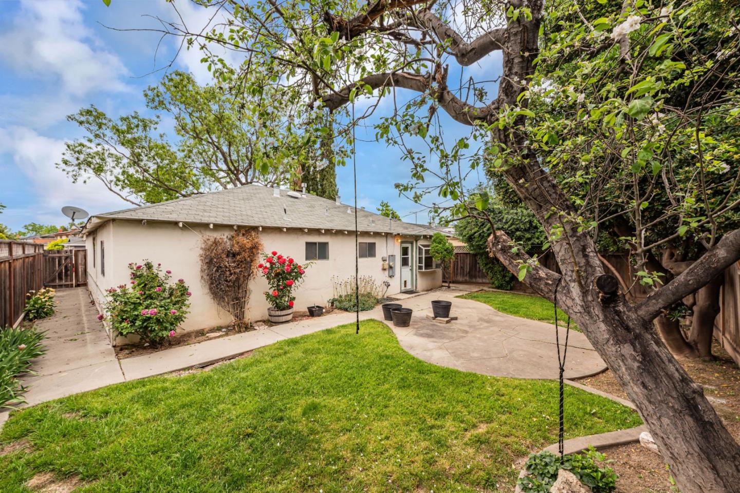 Detail Gallery Image 37 of 43 For 1684 Foxworthy Ave, San Jose,  CA 95124 - 3 Beds | 2 Baths