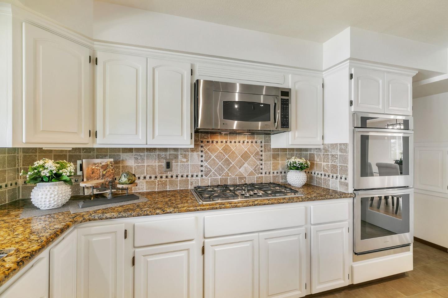 Detail Gallery Image 22 of 51 For 6485 Little Falls Dr, San Jose,  CA 95120 - 5 Beds | 2/1 Baths