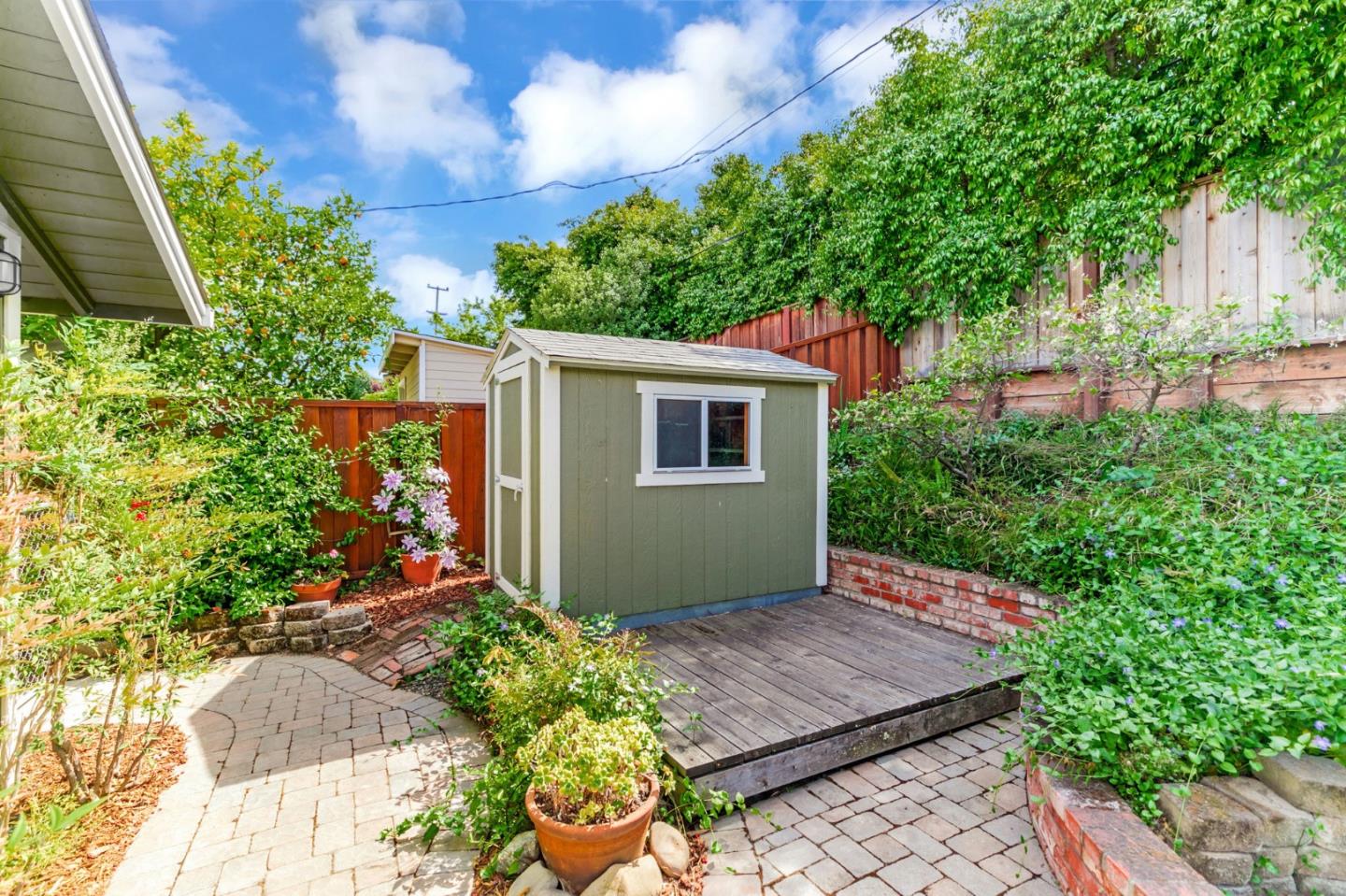 Detail Gallery Image 48 of 51 For 6485 Little Falls Dr, San Jose,  CA 95120 - 5 Beds | 2/1 Baths