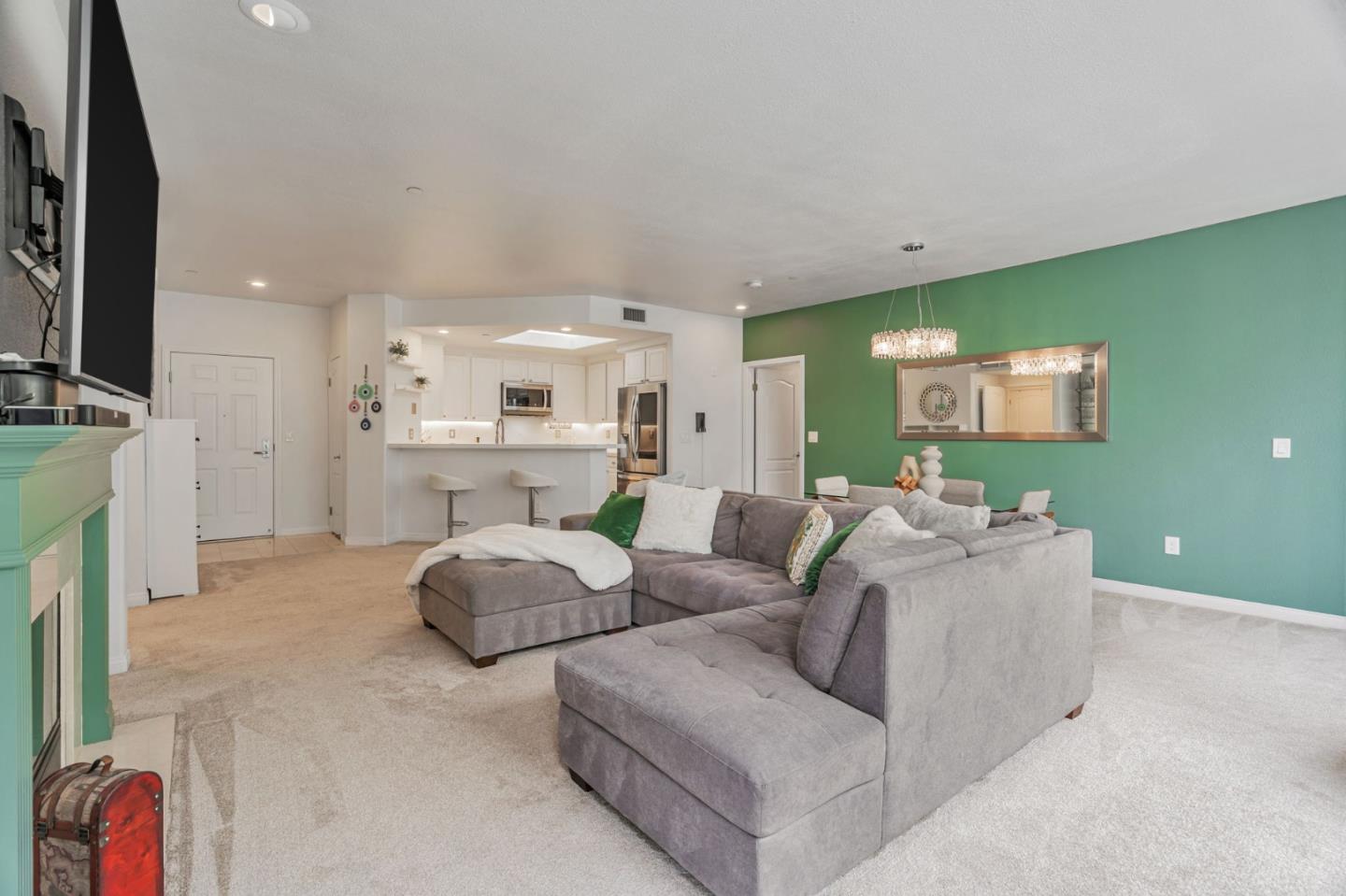 Detail Gallery Image 4 of 28 For 144 S. 3rd #439,  San Jose,  CA 95112 - 2 Beds | 2 Baths