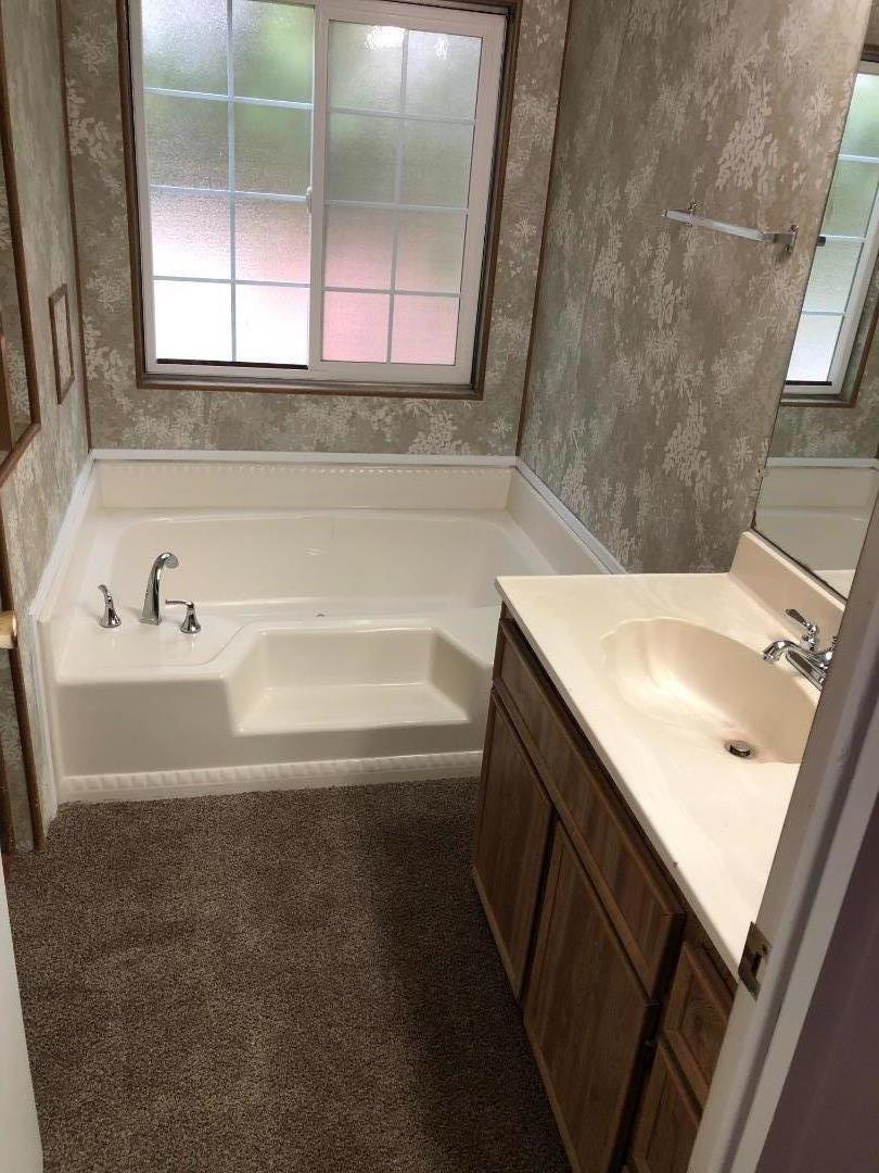 Detail Gallery Image 11 of 13 For 17580 Pond Derosa Ln #6,  Prunedale,  CA 93907 - 2 Beds | 2 Baths