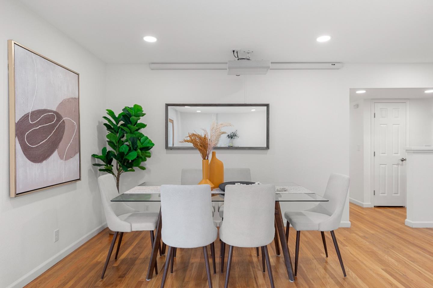 Detail Gallery Image 12 of 33 For 1446 Heckman Way, San Jose,  CA 95129 - 3 Beds | 2 Baths
