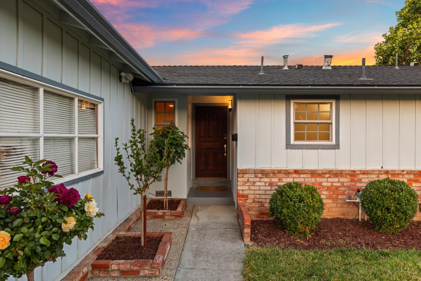 Detail Gallery Image 6 of 33 For 1446 Heckman Way, San Jose,  CA 95129 - 3 Beds | 2 Baths
