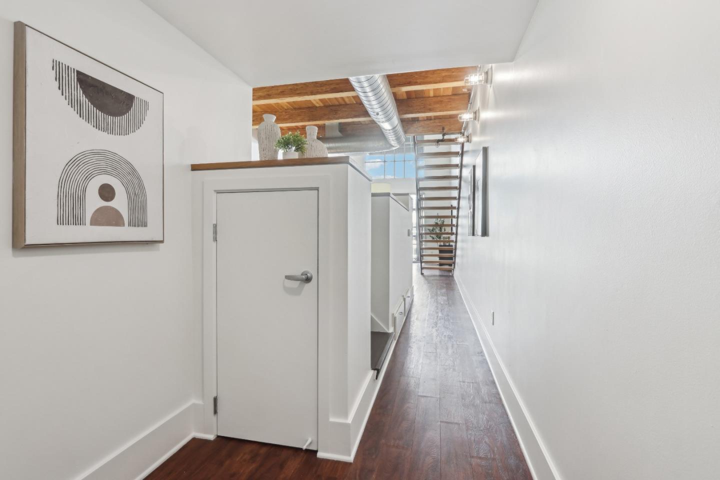 Detail Gallery Image 16 of 28 For 334 Santana Row #305,  San Jose,  CA 95128 - 2 Beds | 1/1 Baths