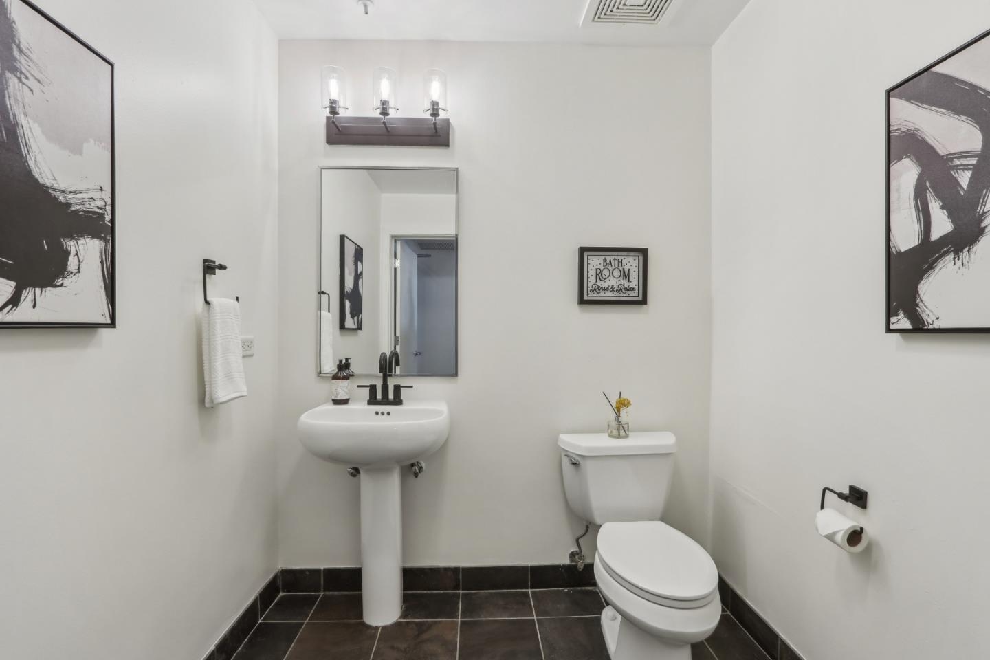 Detail Gallery Image 17 of 28 For 334 Santana Row #305,  San Jose,  CA 95128 - 2 Beds | 1/1 Baths