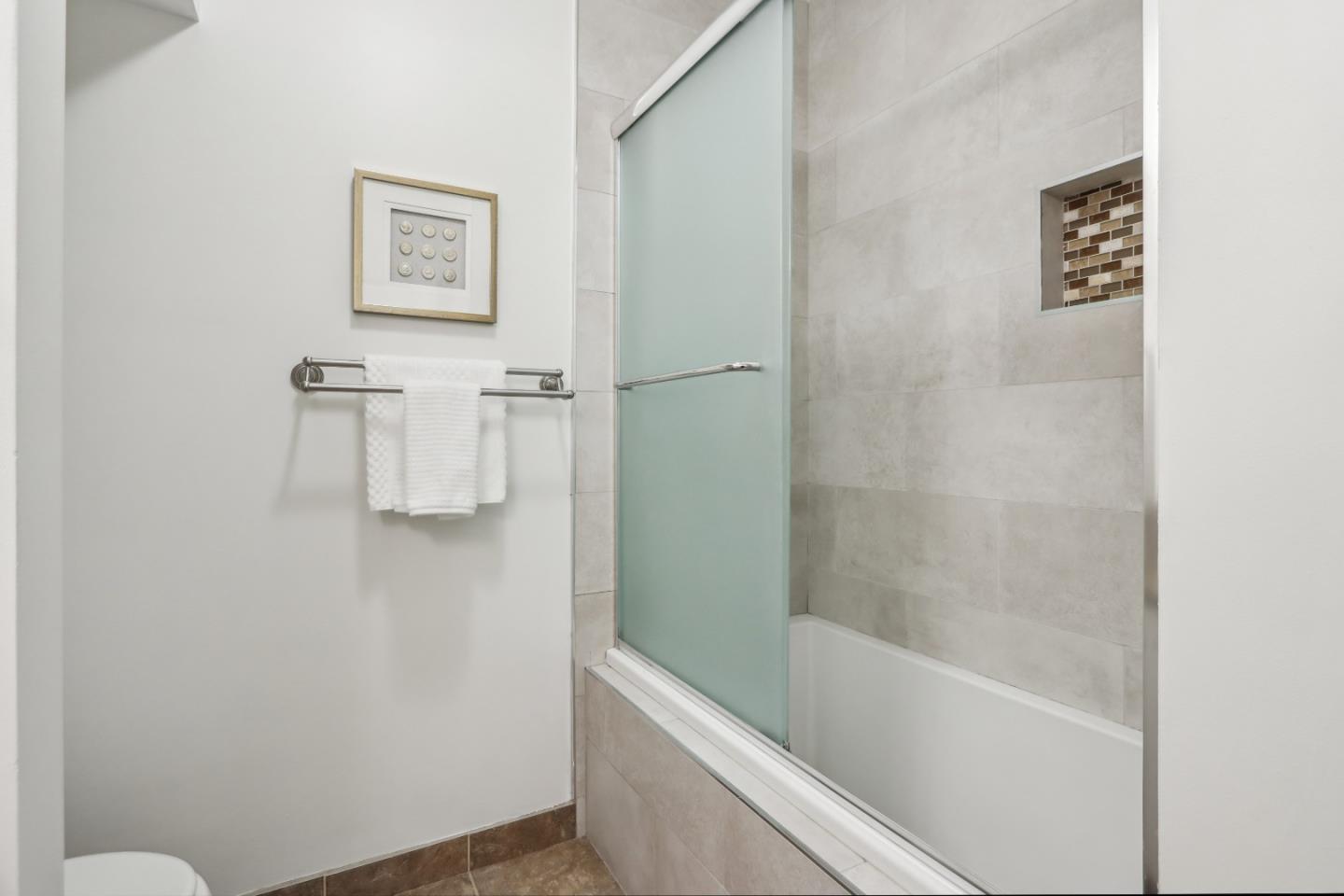 Detail Gallery Image 23 of 28 For 334 Santana Row #305,  San Jose,  CA 95128 - 2 Beds | 1/1 Baths