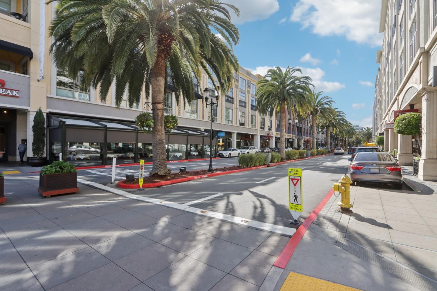 Detail Gallery Image 28 of 28 For 334 Santana Row #305,  San Jose,  CA 95128 - 2 Beds | 1/1 Baths
