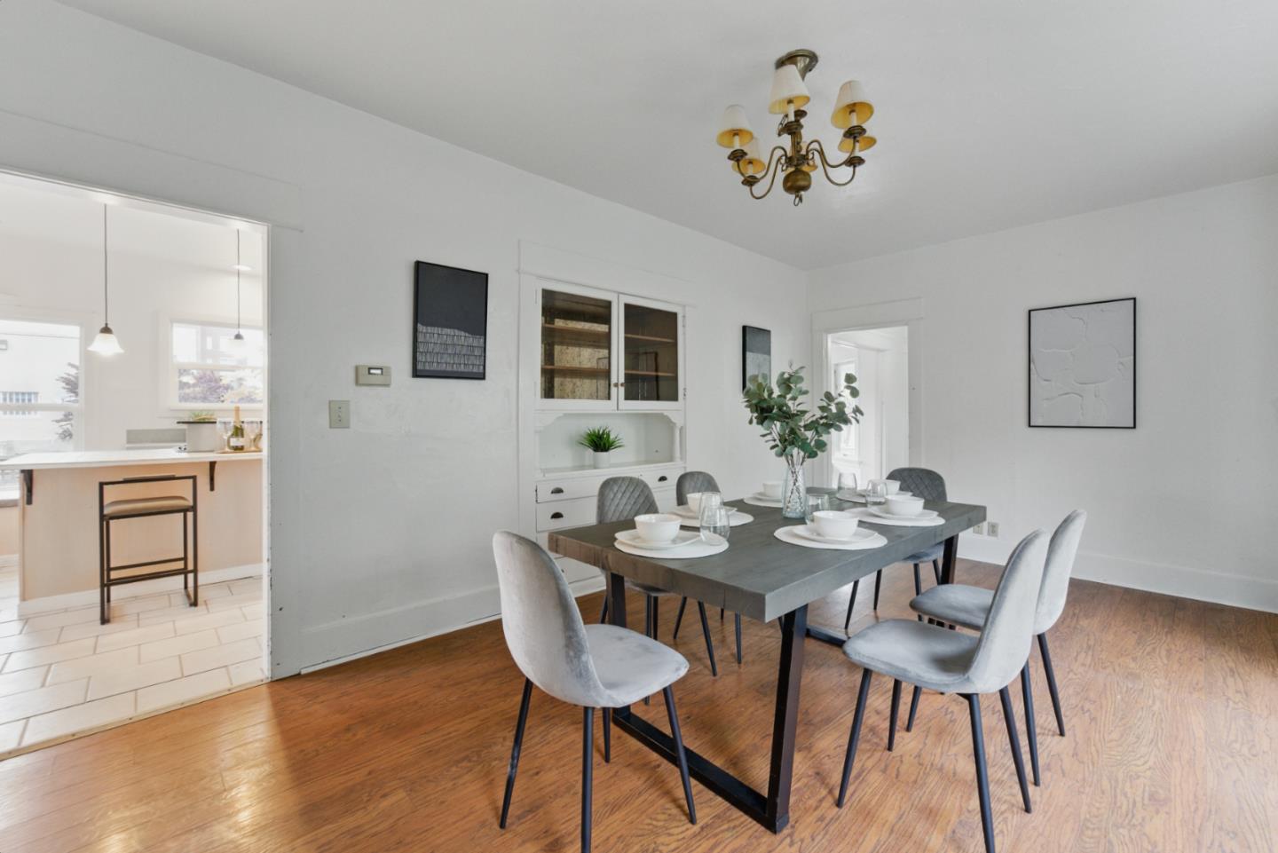 Detail Gallery Image 15 of 64 For 930 Monroe St, Santa Clara,  CA 95050 - 4 Beds | 2/1 Baths