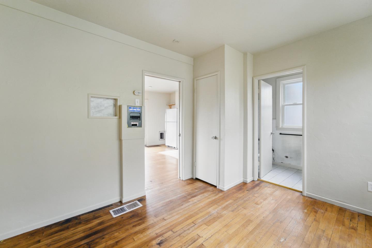 Detail Gallery Image 20 of 64 For 930 Monroe St, Santa Clara,  CA 95050 - 4 Beds | 2/1 Baths
