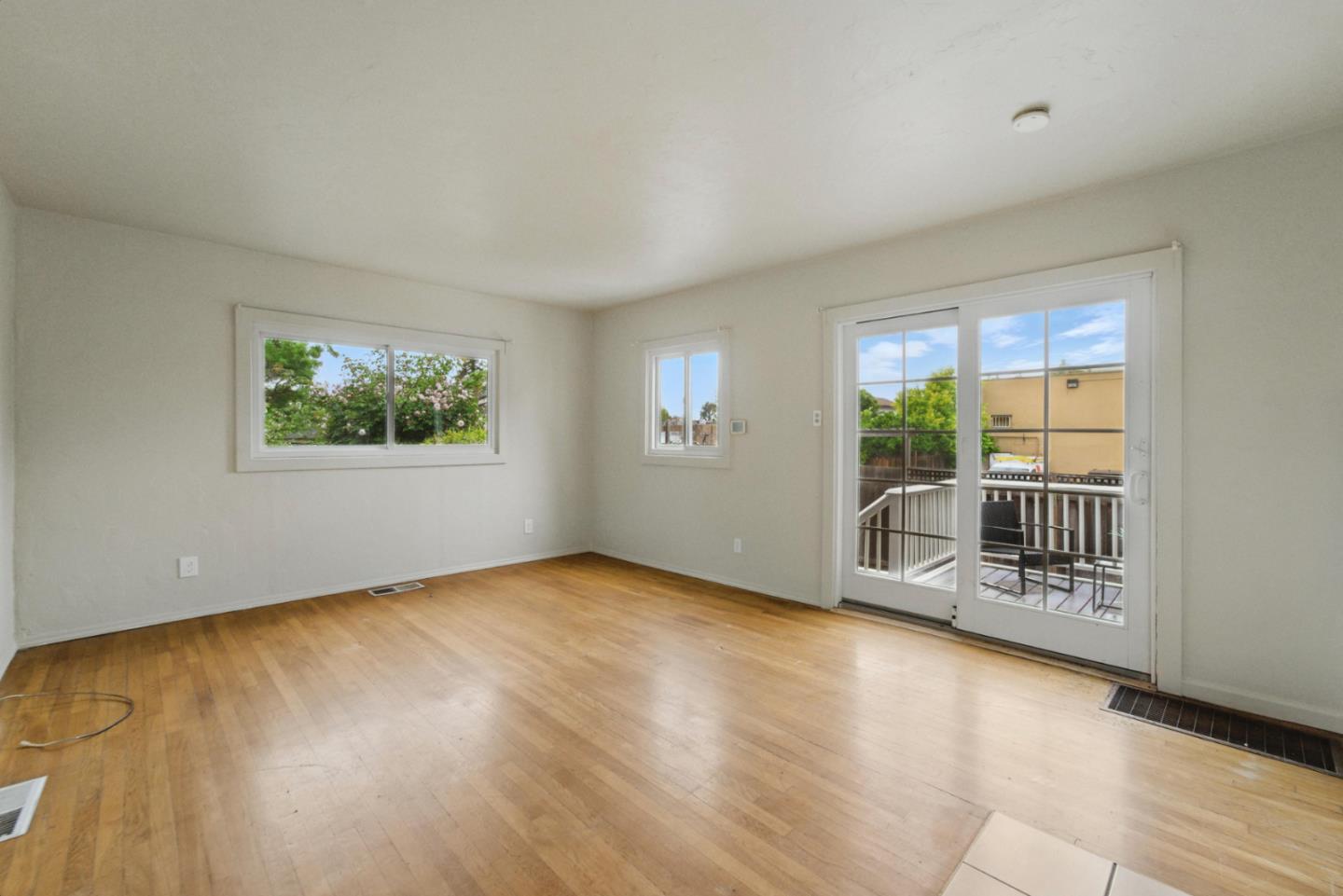 Detail Gallery Image 22 of 64 For 930 Monroe St, Santa Clara,  CA 95050 - 4 Beds | 2/1 Baths