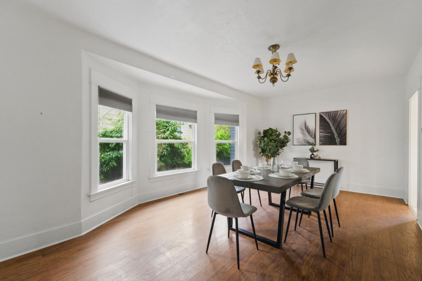Detail Gallery Image 25 of 64 For 930 Monroe St, Santa Clara,  CA 95050 - 4 Beds | 2/1 Baths
