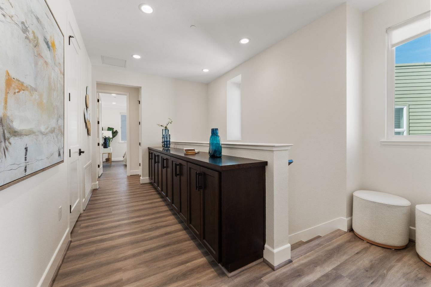 Detail Gallery Image 20 of 37 For 3104 Mena Dr, San Mateo,  CA 94403 - 4 Beds | 3/1 Baths