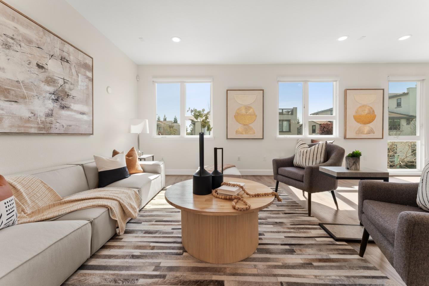 Detail Gallery Image 4 of 37 For 3104 Mena Dr, San Mateo,  CA 94403 - 4 Beds | 3/1 Baths