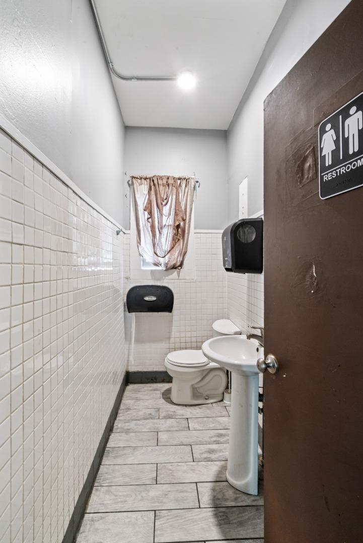 Detail Gallery Image 19 of 43 For 231 Lux Ave, South San Francisco,  CA 94080 - – Beds | – Baths