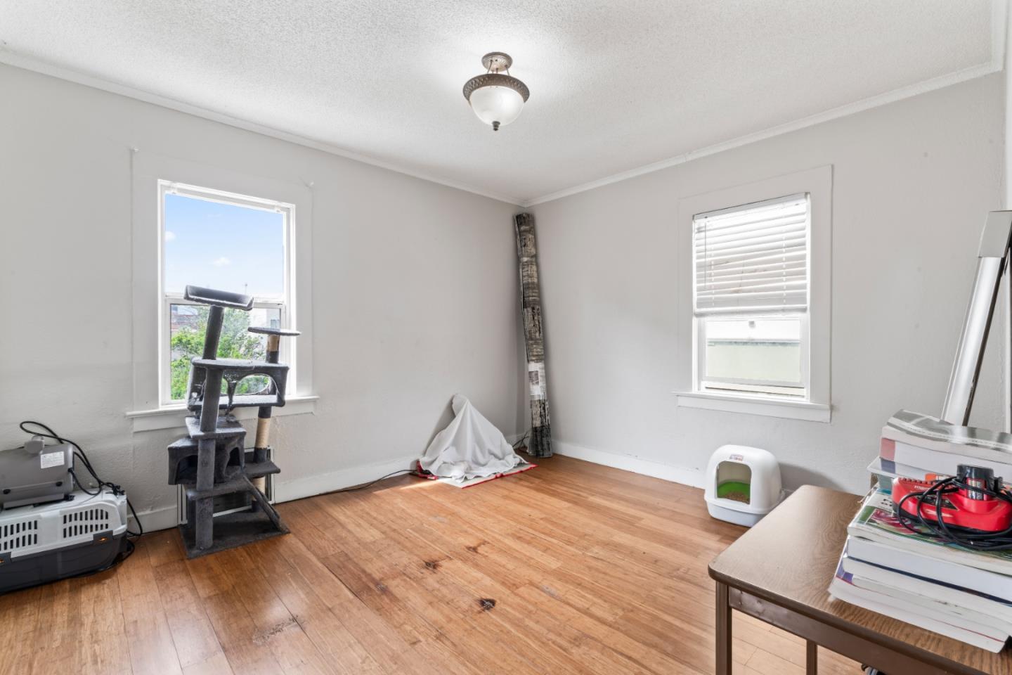 Detail Gallery Image 25 of 43 For 231 Lux Ave, South San Francisco,  CA 94080 - – Beds | – Baths
