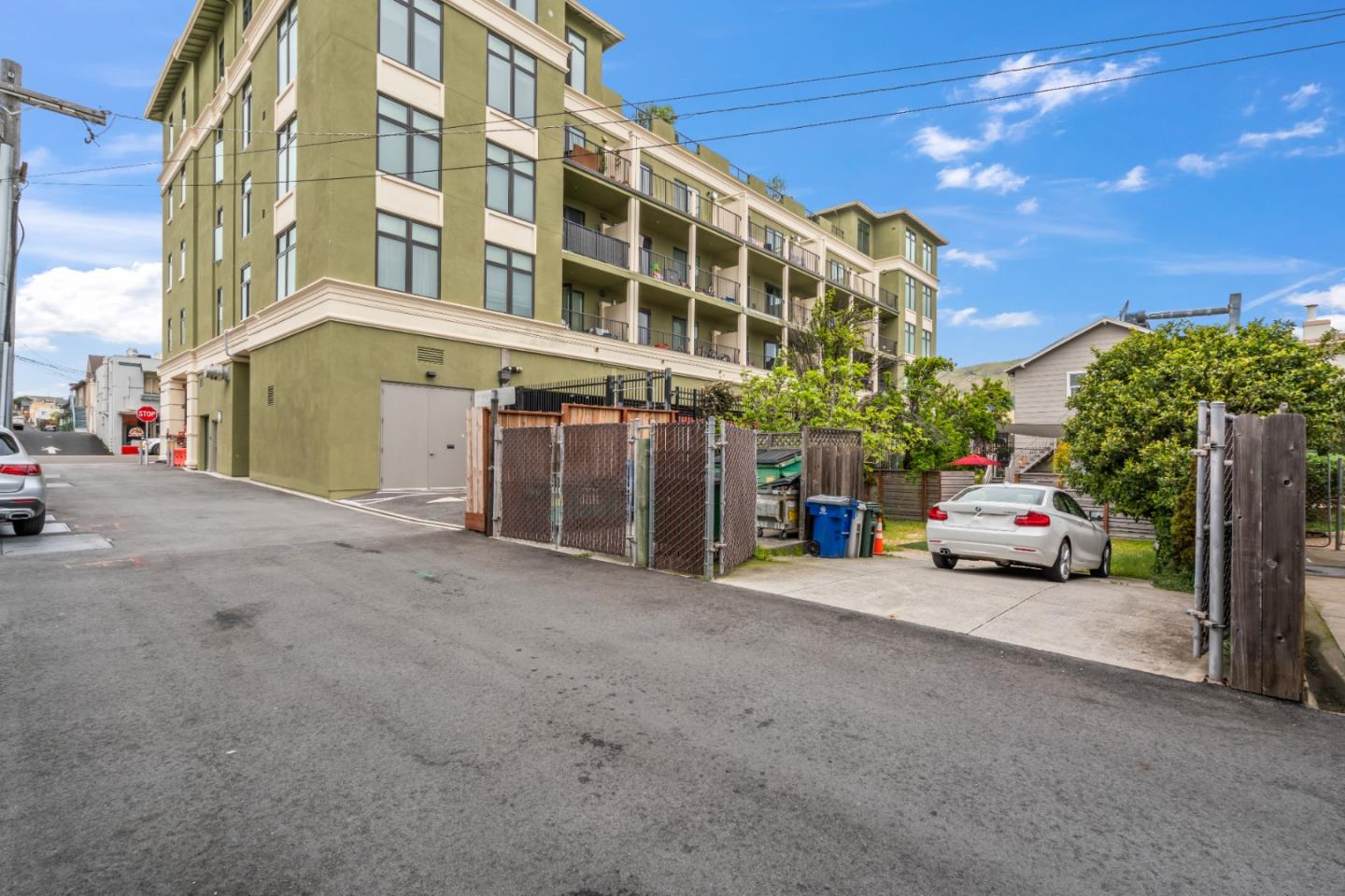 Detail Gallery Image 9 of 43 For 231 Lux Ave, South San Francisco,  CA 94080 - – Beds | – Baths