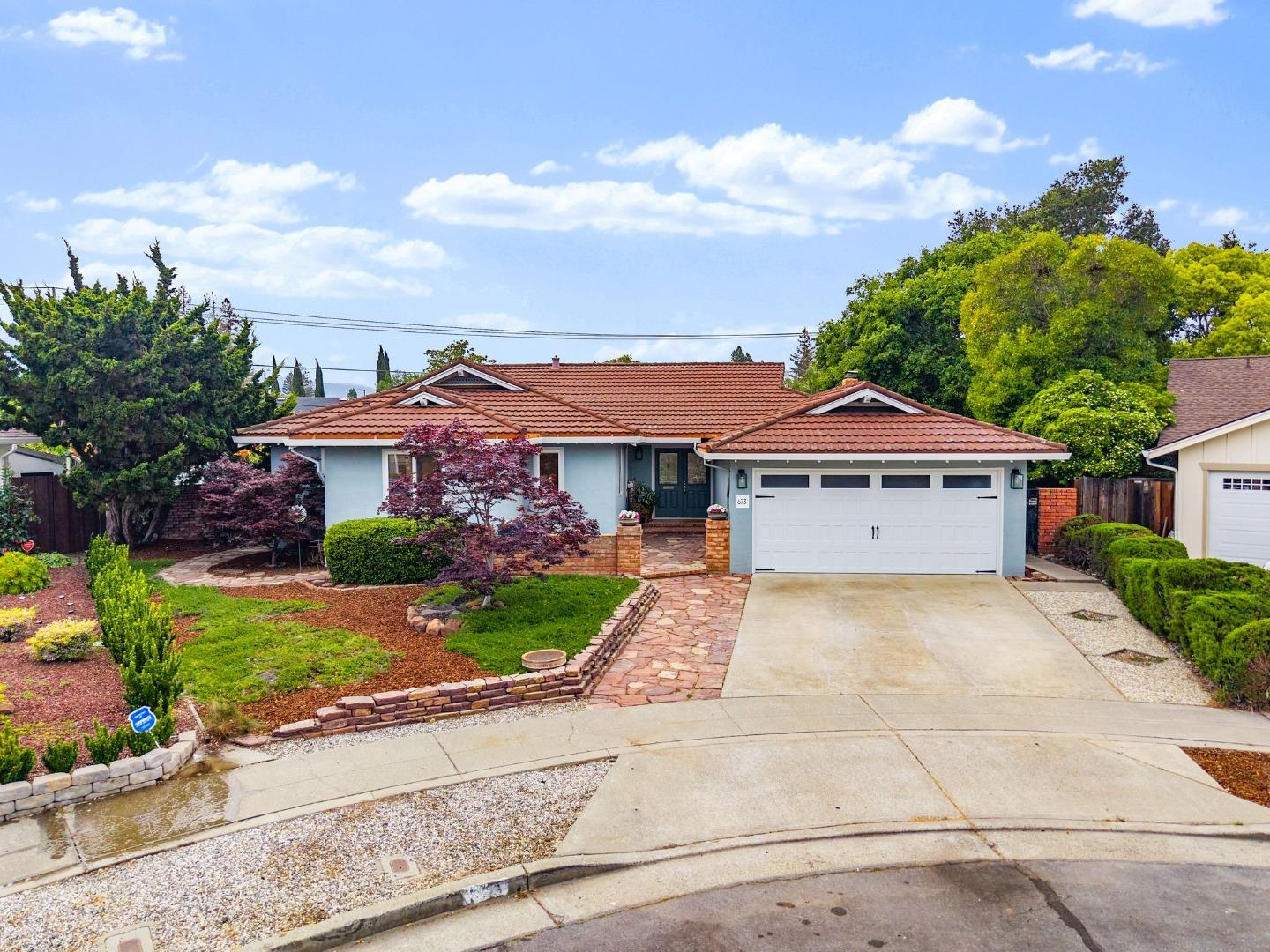 Detail Gallery Image 2 of 54 For 673 Boise Ct, Sunnyvale,  CA 94087 - 5 Beds | 2/1 Baths