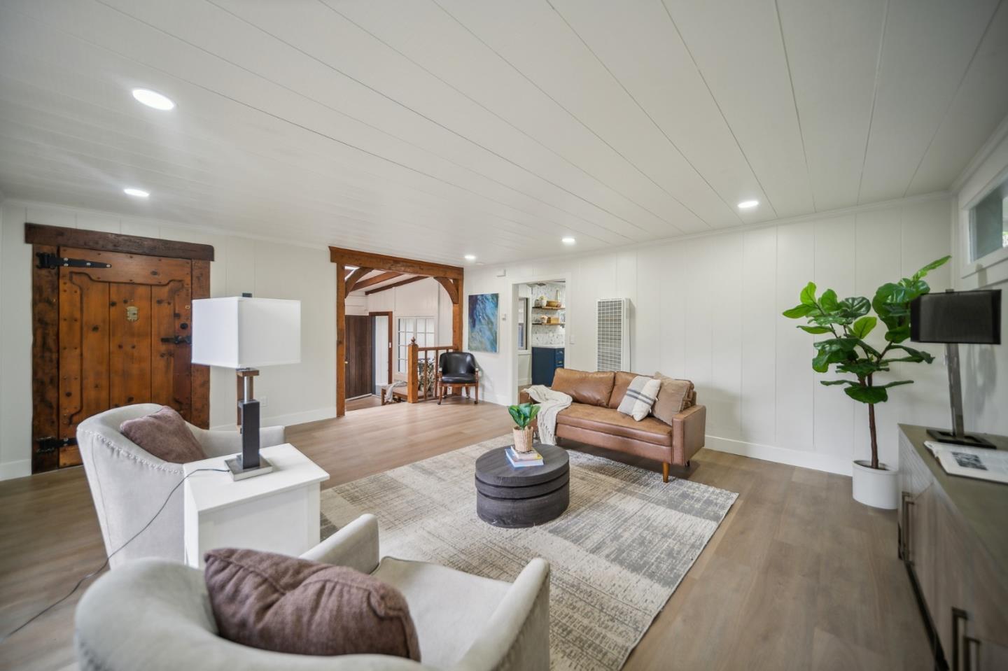 Detail Gallery Image 13 of 32 For 682 Lyndon St, Monterey,  CA 93940 - 2 Beds | 1 Baths