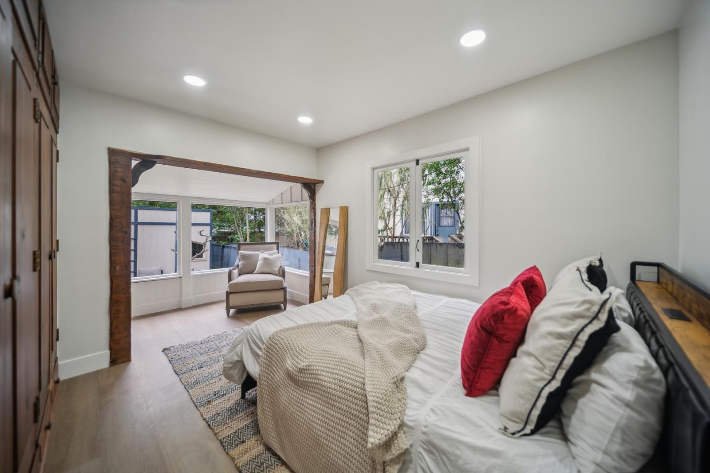 Detail Gallery Image 15 of 32 For 682 Lyndon St, Monterey,  CA 93940 - 2 Beds | 1 Baths