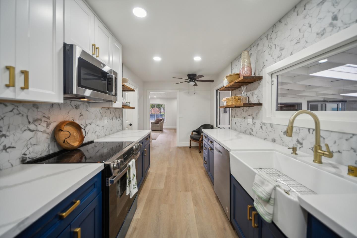 Detail Gallery Image 21 of 32 For 682 Lyndon St, Monterey,  CA 93940 - 2 Beds | 1 Baths