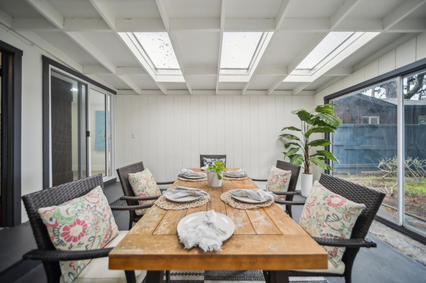 Detail Gallery Image 22 of 32 For 682 Lyndon St, Monterey,  CA 93940 - 2 Beds | 1 Baths