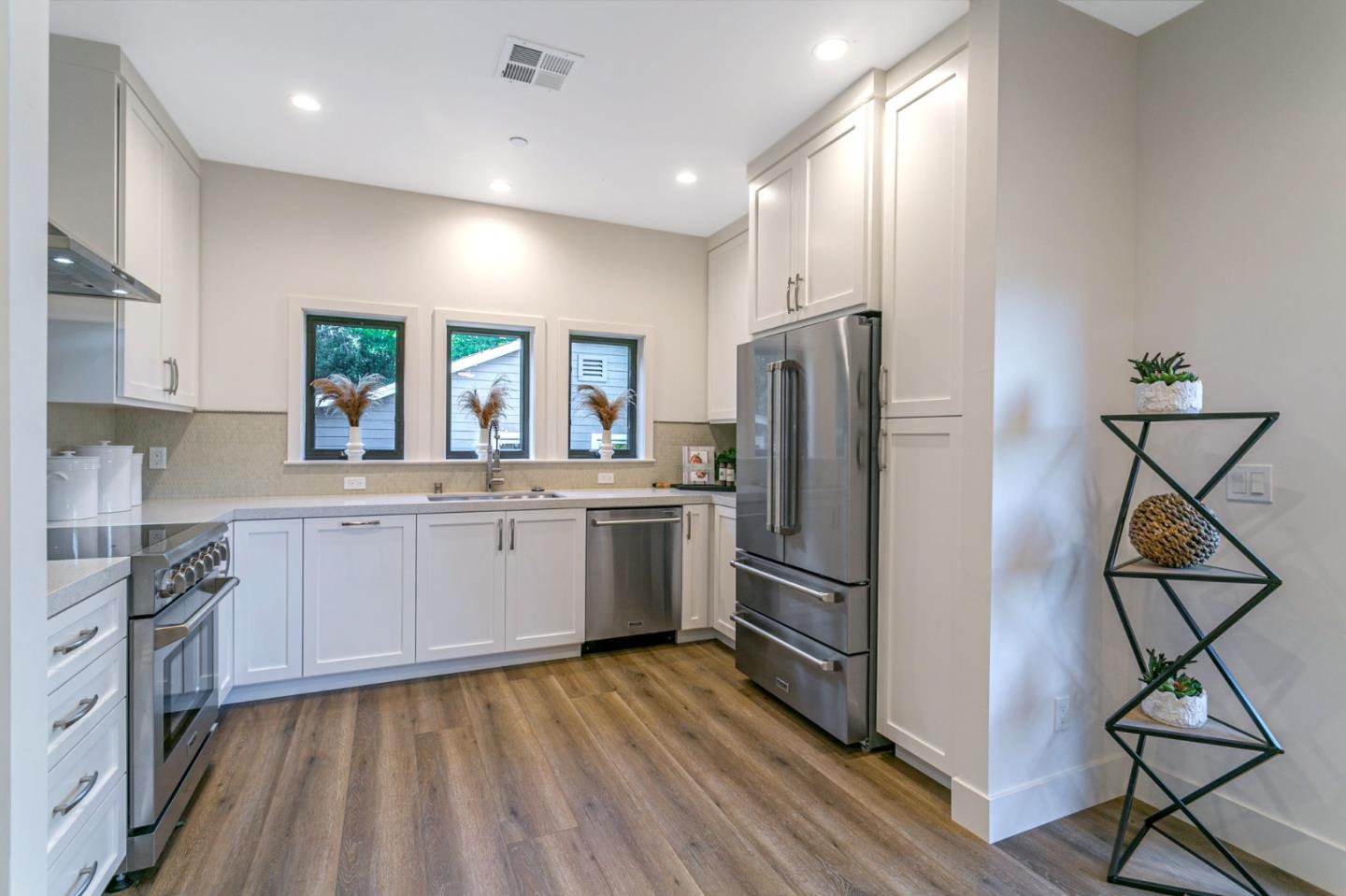 Detail Gallery Image 14 of 37 For 2985 Lantz -2 Ave, San Jose,  CA 95124 - 3 Beds | 2 Baths