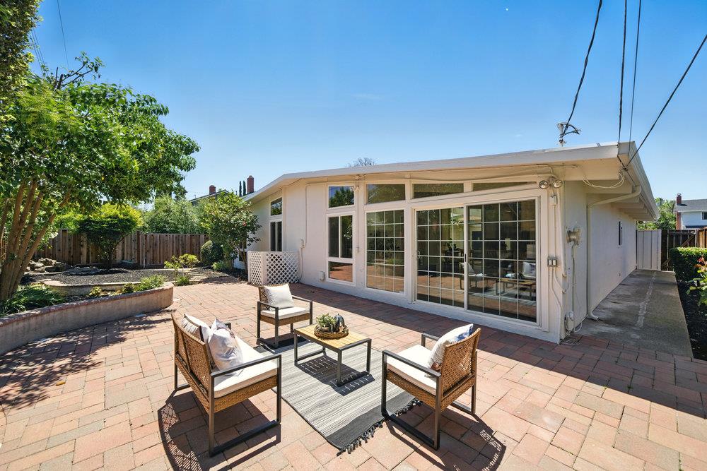 Detail Gallery Image 34 of 61 For 1064 Wunderlich Dr, San Jose,  CA 95129 - 4 Beds | 2 Baths