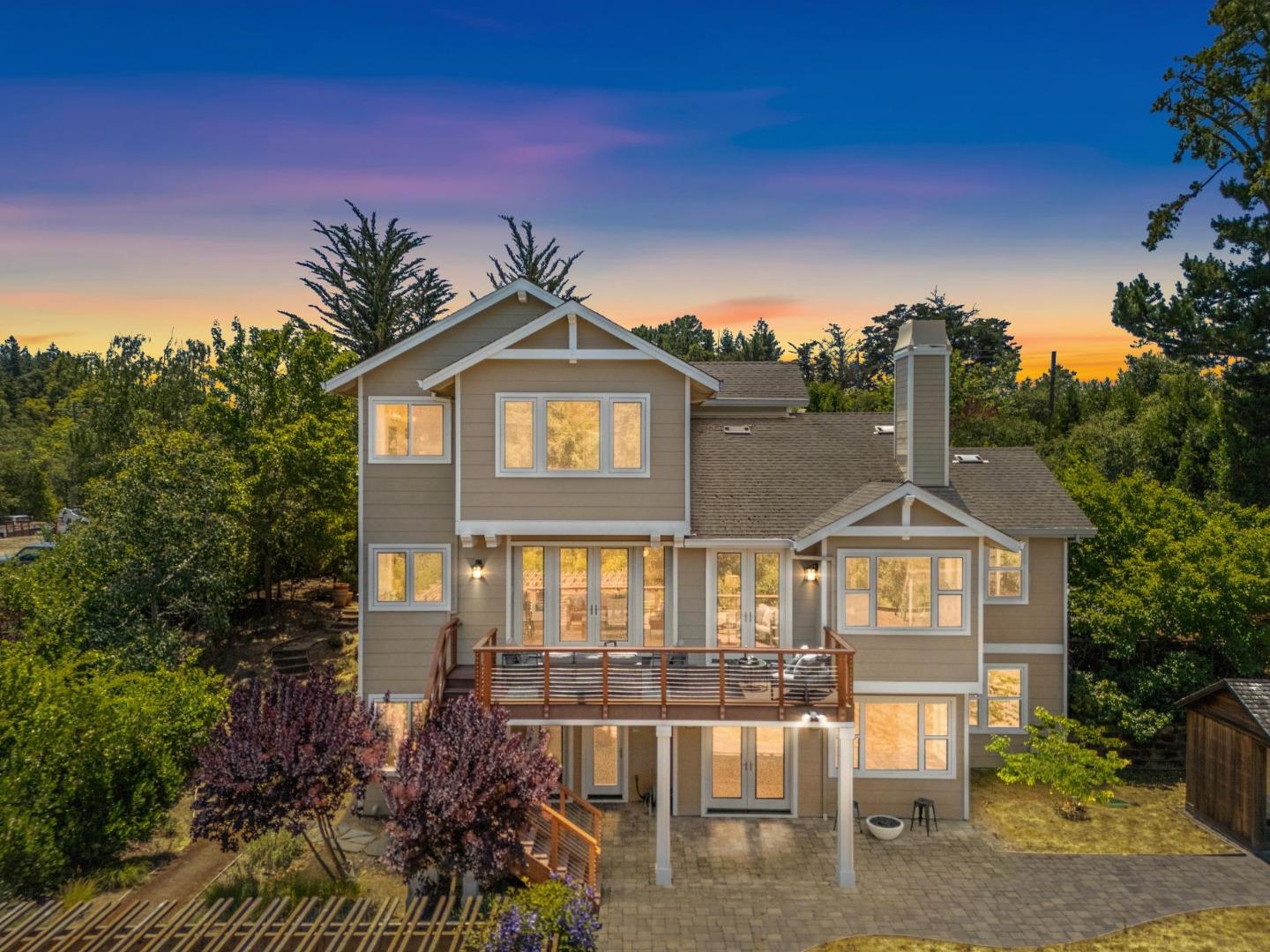 Detail Gallery Image 2 of 124 For 23583 Summit Rd, Los Gatos,  CA 95033 - 5 Beds | 4 Baths