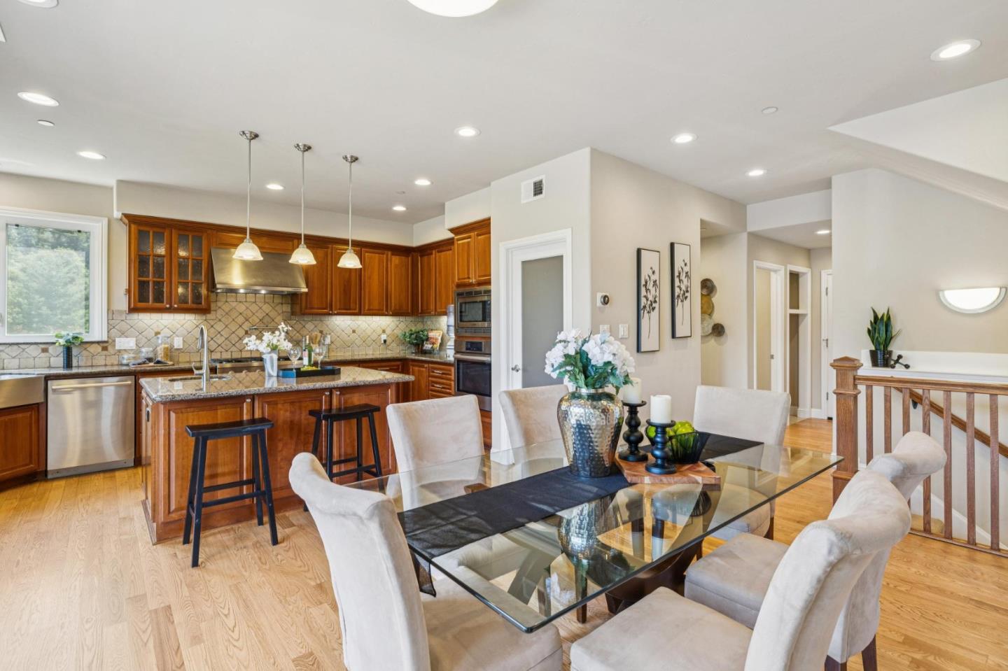 Detail Gallery Image 28 of 124 For 23583 Summit Rd, Los Gatos,  CA 95033 - 5 Beds | 4 Baths